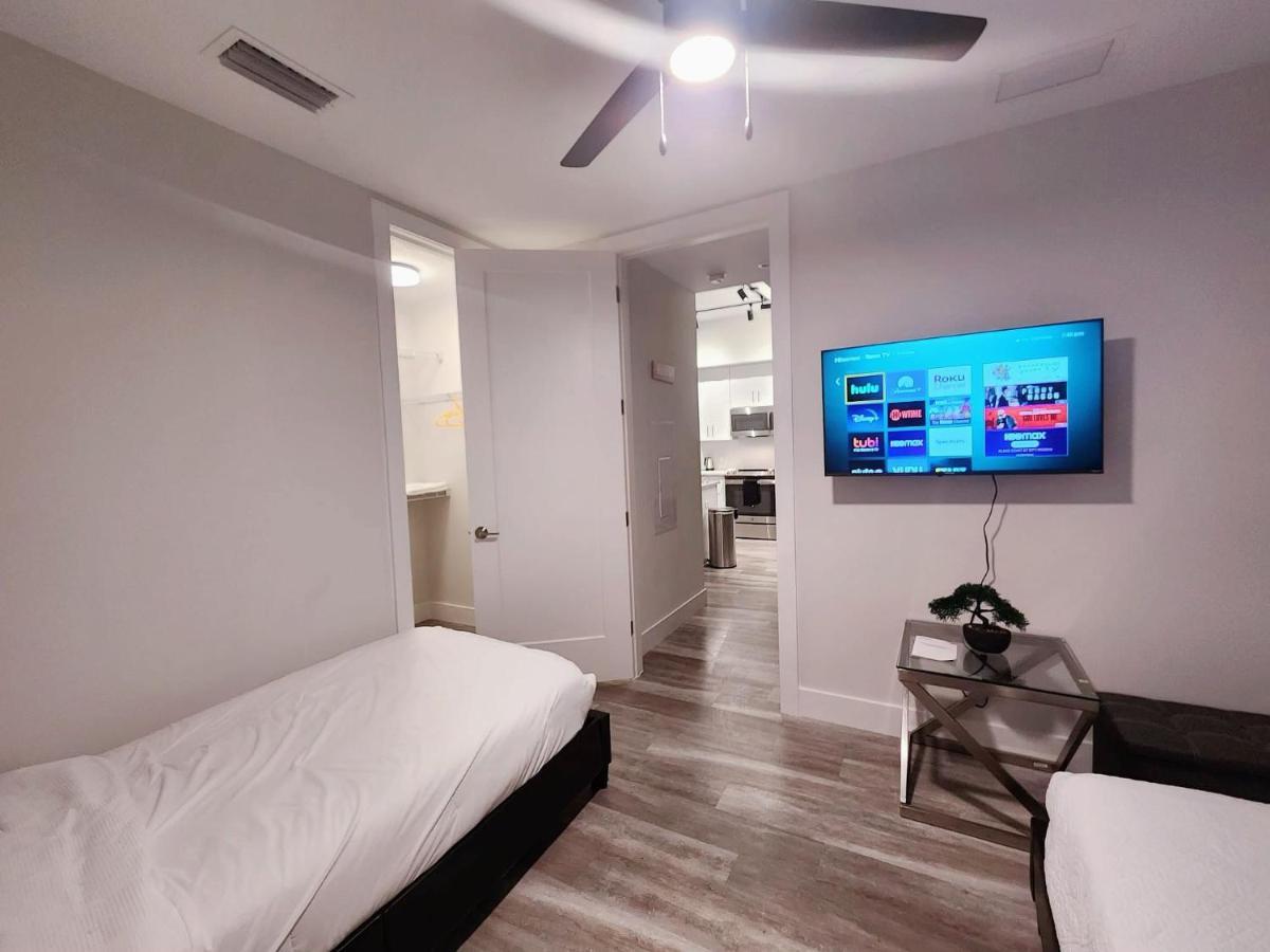 Lux Property Great For 1 To 8 Guests-Family Trip ,5Beds 2Rooms Staycation With Gym And Ev, Proximity To Downtown And Beaches West Palm Beach Eksteriør billede